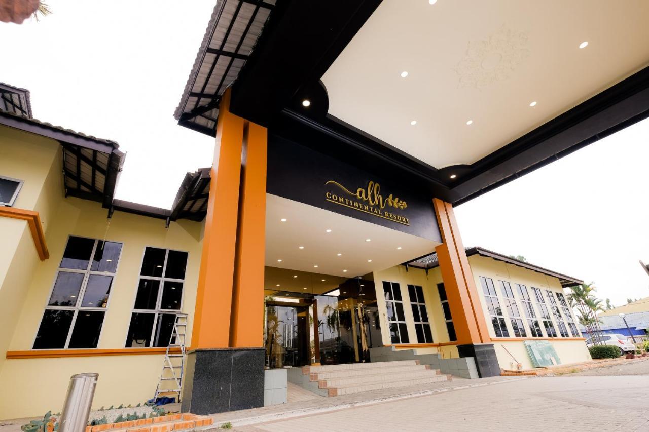 Super Oyo Capital O 90146 Alh Continental Resort Karak Eksteriør bilde